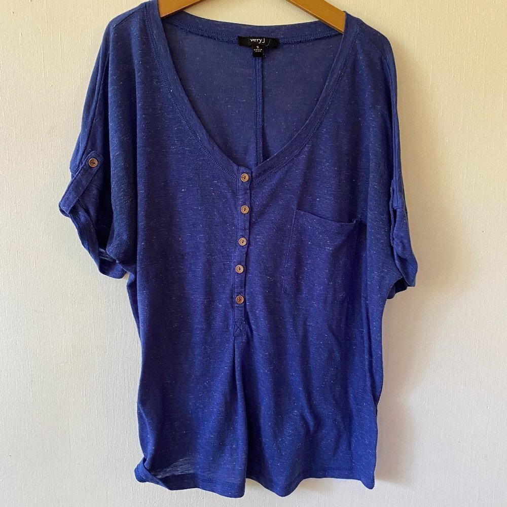 Very J Short Sleeve Henley Small Blue Scoop Neck Roll Tab Sleeves